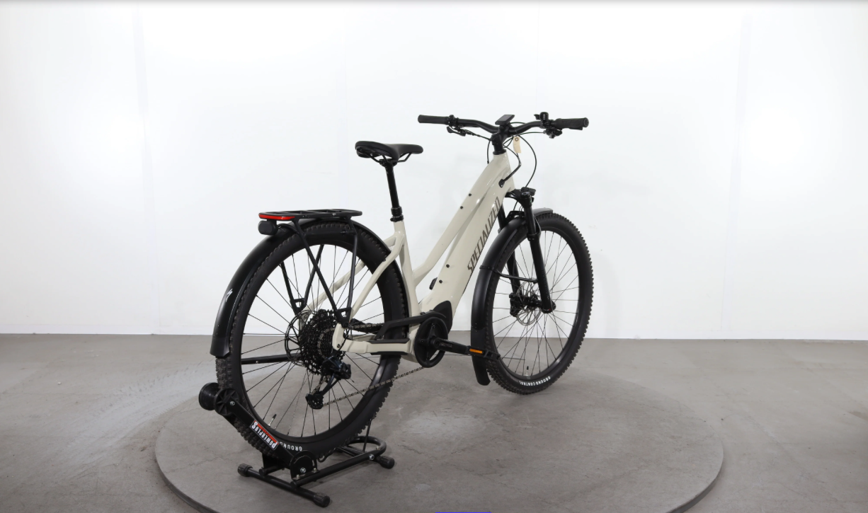 Specialized Turbo Tero 5.0 EQ 2025 – Bicicleta eléctrica híbrida reacondicionada