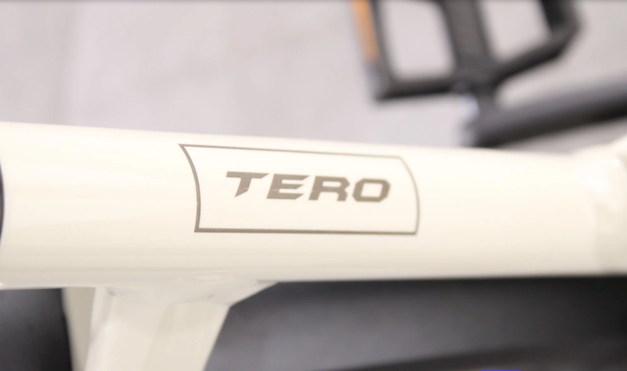 Specialized Turbo Tero 5.0 EQ 2026 – Bicicleta eléctrica híbrida reacondicionada