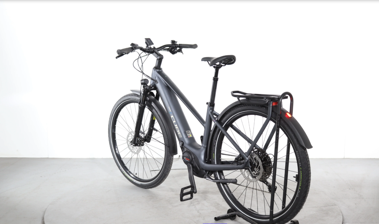 Cube Touring Hybrid Pro 2024 – Bicicleta eléctrica híbrida reacondicionada