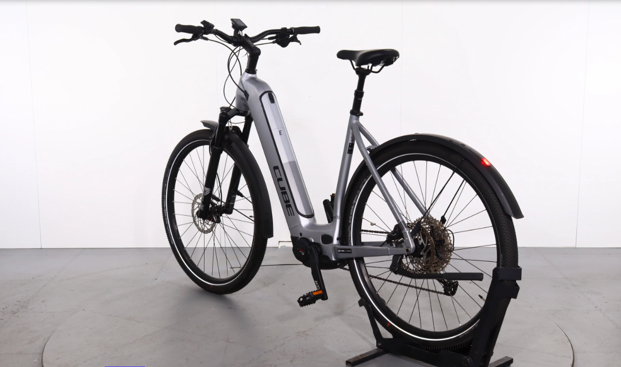 Cube Nuride Hybrid EXC Allroad 2023 – Bicicleta eléctrica urbana reacondicionada
