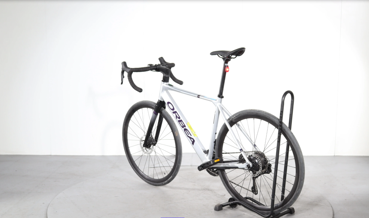 Orbea Gain D30i 2023 – Bicicleta eléctrica de carretera reacondicionada